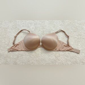 Victoria’s Secret Very Sexy Beige Bombshell Plunge Satin push up Bra 34 DD